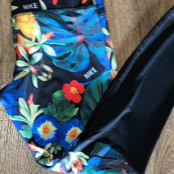 Nike Tropical set 🦋🌸☘️ - Picture 16 of 16